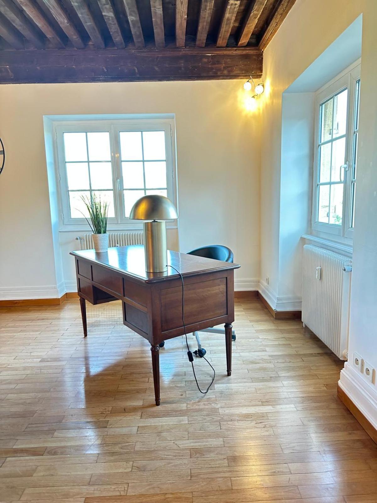 Sejourner Au Chateau De La Roue Grand Appartement Lissieu Eksteriør bilde
