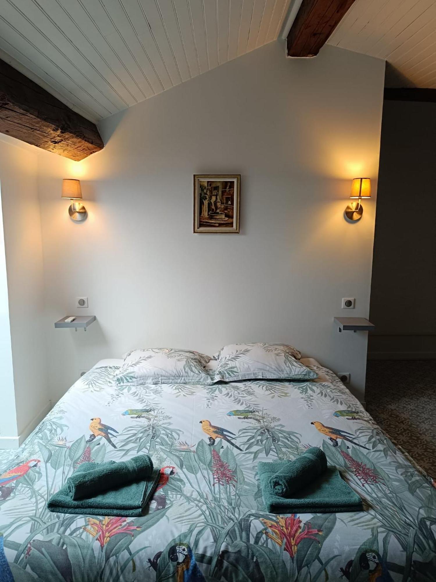 Sejourner Au Chateau De La Roue Grand Appartement Lissieu Eksteriør bilde